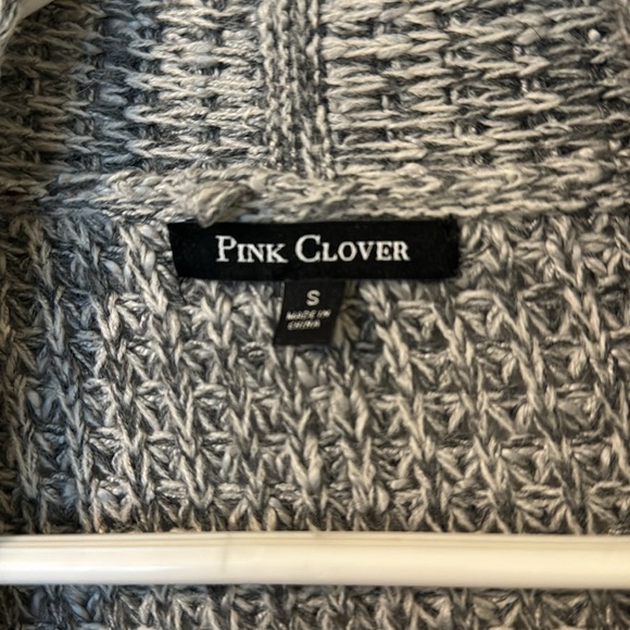 Pink Clover Cardigan Size Small - Picture 2 of 3